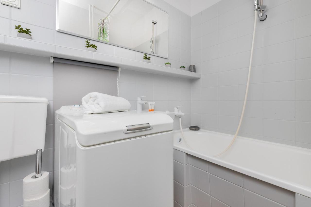 Seaview Apartment Gdansk Przymorze By Noclegi Renters Dış mekan fotoğraf